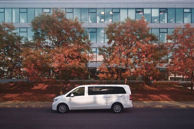 Private ARRIVAL Transfer by MINIVAN Mercedes Vito 8+1pax - Why This Private Prague Airport Transfer Feels Like a Smooth Start