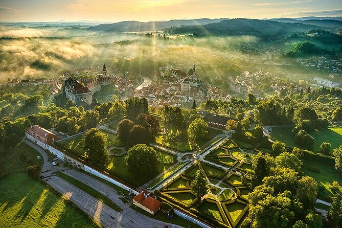 Private Day Trip from Prague to Cesky Krumlov - Walking comfort and pacing on a full 9-hour day