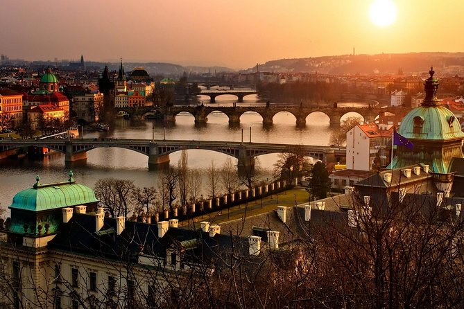 Private Grand City Tour by Car: Best of Prague - A 4-hour best-of Prague route that helps you find your bearings