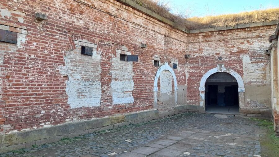 Private Half-Day Tour To Terezin Concentration Camp - Why a Private, Guided Terezín Visit Works (Small and Big Fortress Both Matter)