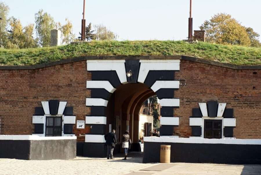 Private Half-Day Tour To Terezin Concentration Camp - Your 5 Hours From Prague, and How the Timing Feels on the Ground