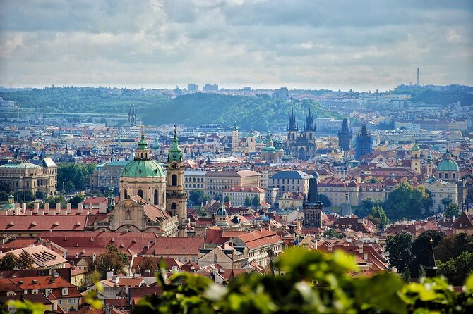 Private Half-Day Walking Tour of Prague's Highlights - Charles Bridge and the Vltava River: the walking photo moment