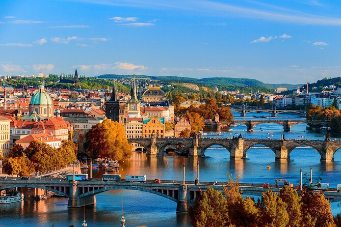 Private Half-Day Walking Tour of Prague's Highlights - Prague Castle walk: a longer block for context and atmosphere