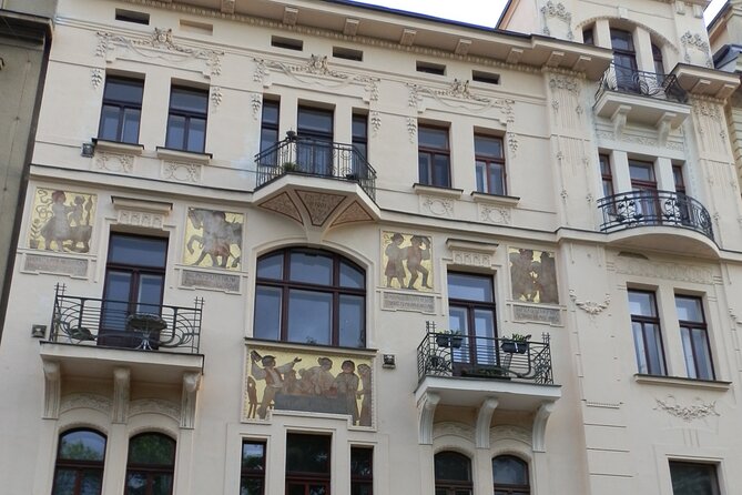 Private Prague Art Nouveau and Cubism Walking Tour - Senovážné náměstí: Art Nouveau Apartments in a New Town Square