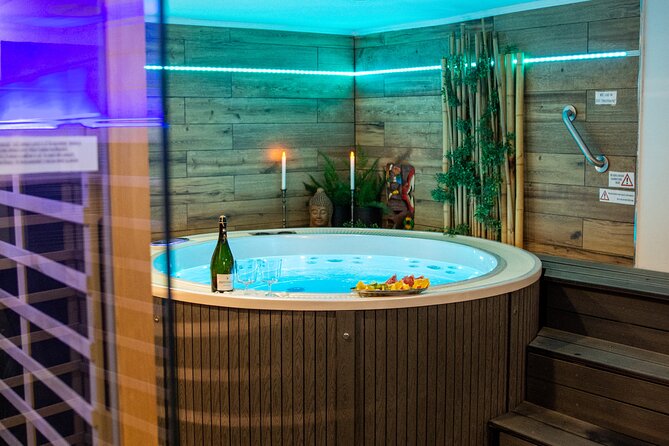 Private Spa with Jacuzzi and Sauna - BLACK ZONE - The Included Treats: Prosecco, Fruits, Nespresso, Water, and LOccitane