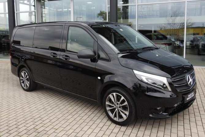 Private Transfer from Prague Airport to Prague City Hotels 1 - 7 pax - Who This Transfer Fits Best