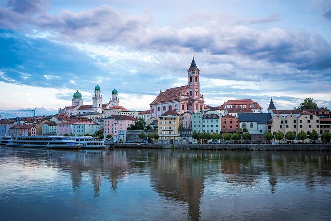 Private transfer from Prague to Passau, 2h of Sightseeing stop - Key highlights you can plan around