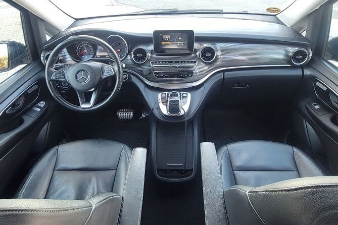 Private Transfer in Mercedes V-Class Minivan - A Private Mercedes V-Class Transfer From Prague Ruzyne Airport