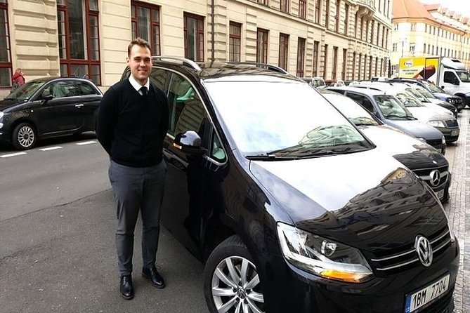 Private Transfer Prague to Salzburg with 2h stop in Krumlov in a Sanitized Car - Key highlights at a glance