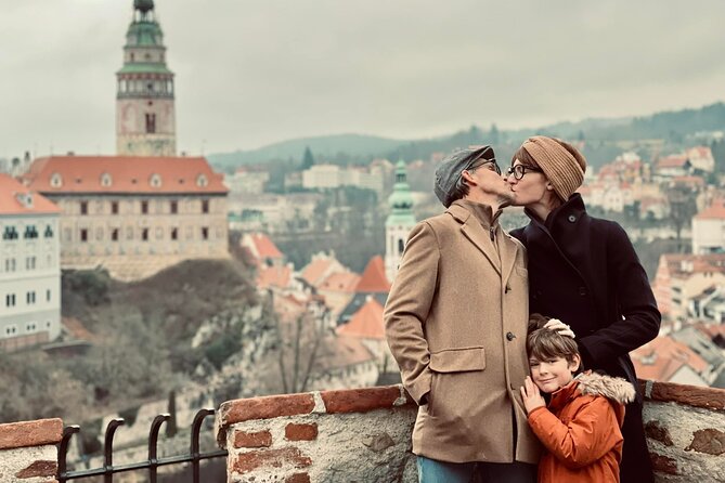 Private UNESCO Český Krumlov Trip from Prague with Local Guide - Why Český Krumlov Works So Well From Prague