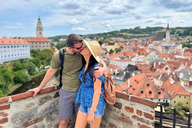 Private UNESCO Český Krumlov Trip from Prague with Local Guide - Pickup and Timing: The Day Starts Smooth