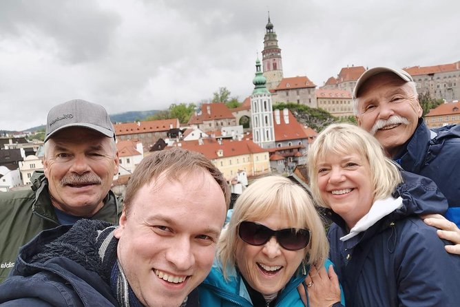 Private UNESCO Český Krumlov Trip from Prague with Local Guide - Stop 1: Castle Garden and the Cascading Fountain