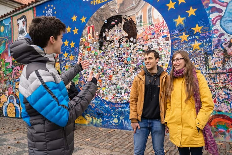 Private Walking Tour: From Charles Bridge to Prague Castle - Stop-by-stop: Charles Bridge, Čertovka, and the Lennon Wall
