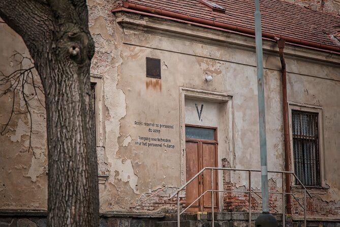 Psychiatric Hospital & Abandoned Cemetery - Stop 1: Bohnice Psychiatric Hospital, history told through a maze of buildings