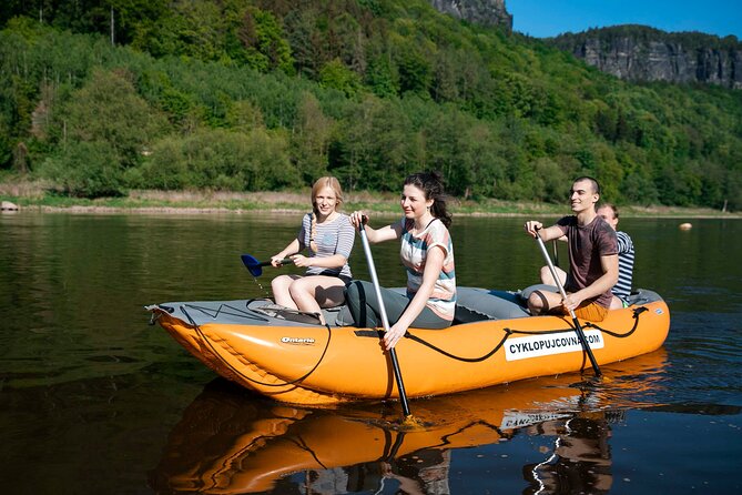 Rafting from Děčín to Bad Schandau and back on bikes - Getting off the water: the handover point in Germany