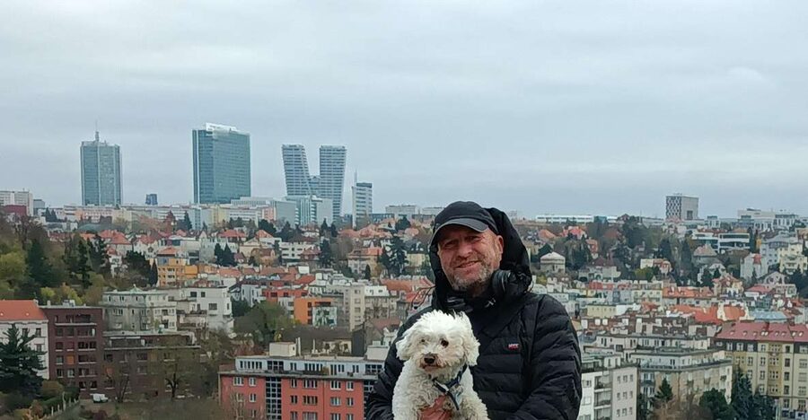 Real life in Prague - Easy Walk from Vysehrad to Vyton - Group size, language options, and why the format feels personal