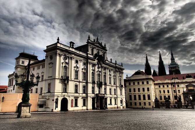 Saint Vitus Cathedral and Hidden Gems of Prague Castle - Nový Svět Streets and Hradčany Square: Small Corners With Big Atmosphere