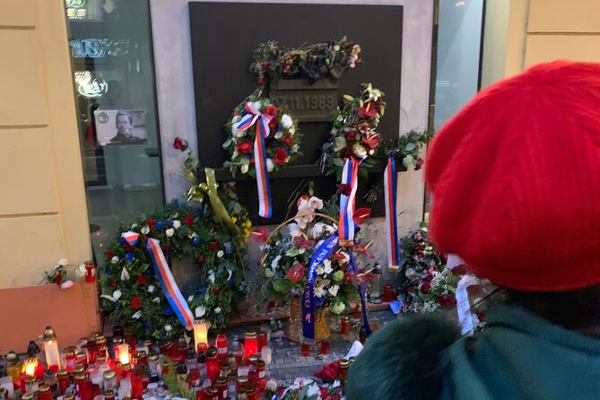 Second World War & Communism (Tip-based 3 hour tour) - Narodni třída hands reaching out: the Velvet Revolution