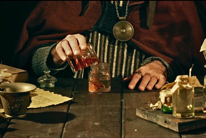 Secrets of Prague ... A Journey into the past with Food+Drink - The 45-minute virtual tour and how the secret map works