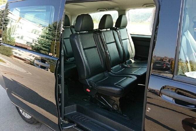 Shared Arrival Transfer: Prague Airport to Hotels - Prague Ruzyne Airport pickup: where to wait in Terminal 1 and Terminal 2