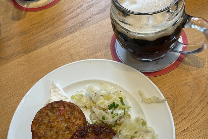 Small-Group Beer Tour in Liberec - Stop 3: Frýdlantská ulice (pod ZUŠ), Pilsner on tap and a meatless plate