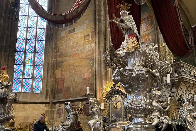 Small-Group Tour of Prague Castle with a local guide - Old Castle Stairs and Golden Lane: views, atmosphere, and wall-house texture