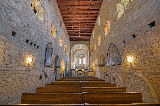 St Vitus Cathedral and Prague Castle Private Walking Tour - From courtyards to the Prague Castle complex, what you actually get