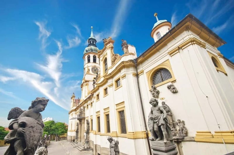 St Vitus Cathedral & Hidden Gems of Prague Castle - Strahov Monastery and the library halls you will actually remember