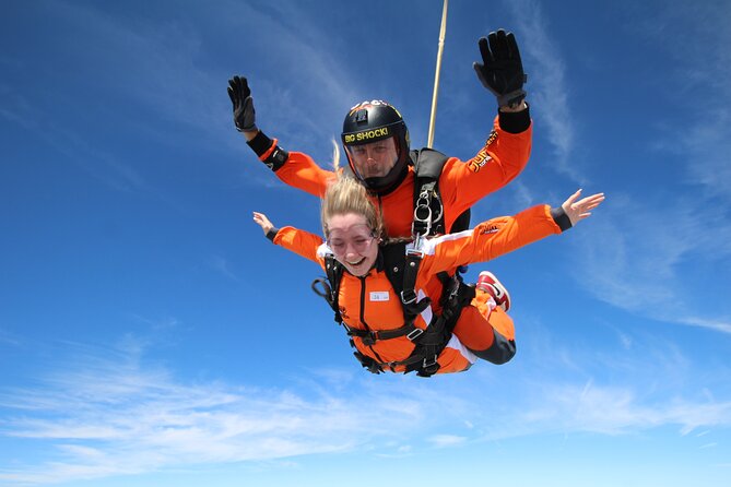 Tandem Skydiving in Prague - Tandem Jump with transfers! - Prague to Pribram: the transfer that keeps your skydiving day sane
