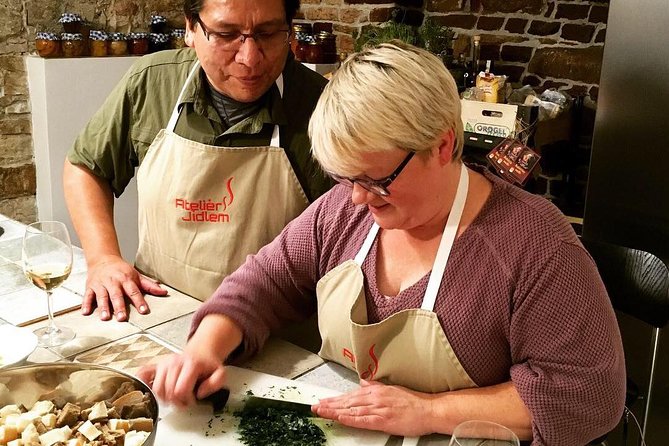 Taste, Cook and Dine Traditional Czech - Wine and fruit brandy: how to taste it like a local