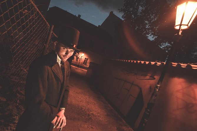 Telltale Ghost Tour - Price, timing, and how far ahead to book