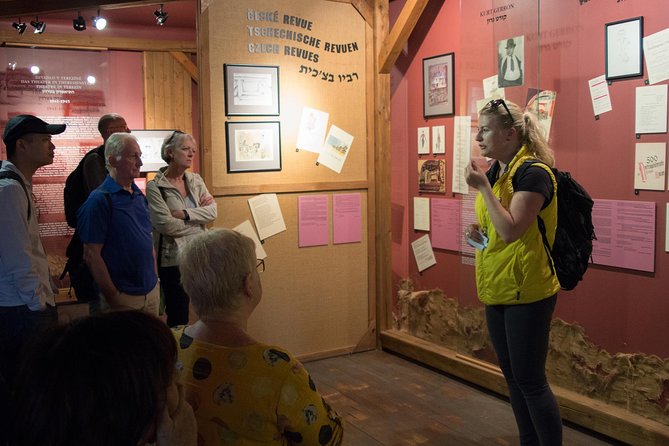 Terezin Concentration Camp Day Tour Including Admission From Prague - The Prague to Terezin route: start at Týnská, refresh at Praha hlavni nadrazi