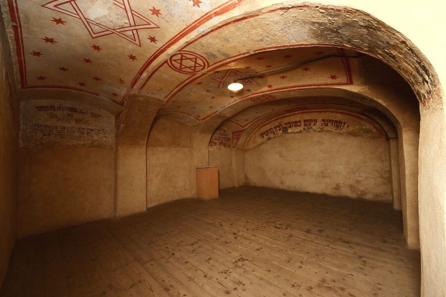 Terezin Memorial: Entry Ticket Combo w. Guided Walking Tour - The permanent exhibition in the Small Fortress: why the details matter