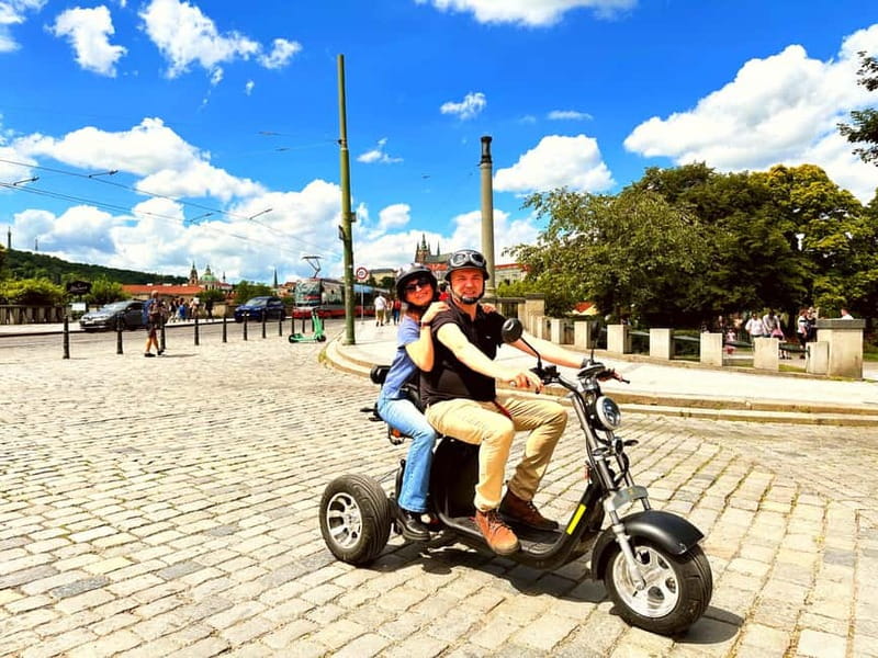The Best ❤️ Trike Prague city tour live guided in English - Meeting Point and the First Few Minutes: Get Set Up Fast