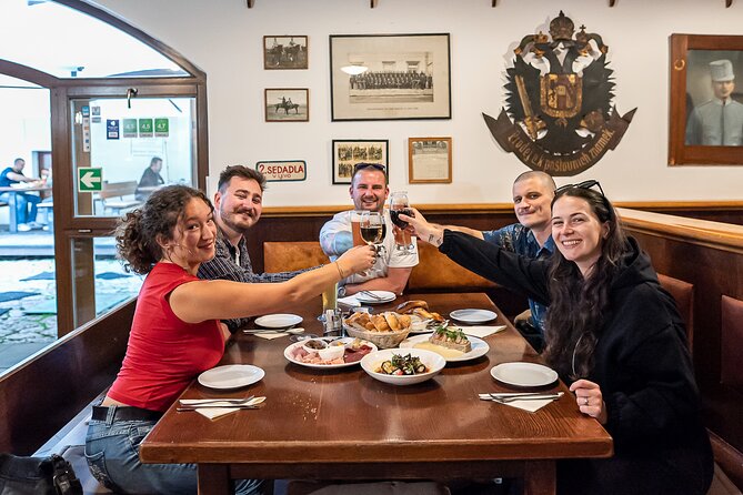 The Castle Side Food Tour: Hidden Flavors & Scenic Views - Jánský vršek and Royal Path Street Food Bits