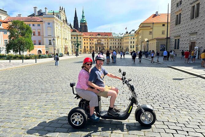 The Highlights of Prague on eBike or electric Scooter - Prague Castle time: what you can expect from the largest complex