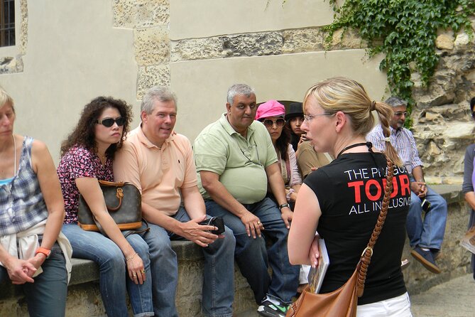 The Prague Tour All Inclusive with Pick up, Boat Trip and Lunch - Viewpoints and the Lesser Town Escapes