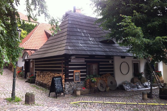 The Ultimate Prague History Tour - Museum Kampa: Kupka, abstract art, and a story behind the museum itself