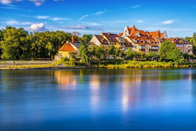 Transfer from Prague to Munich: Private with a 2 Hour Stop - Should You Book This Private Prague to Munich Transfer?