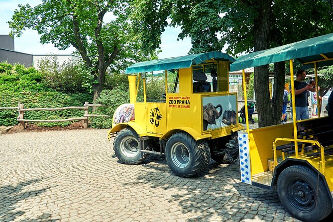 Vltava River Boat Trip and Zoo Entrance Ticket in Prague - Onboard stories and refreshments: how to judge the experience before you rely on it