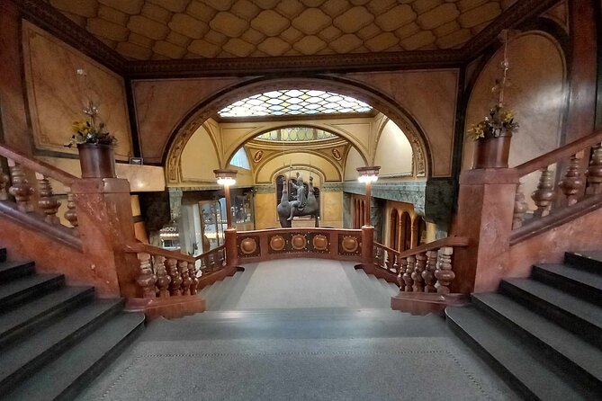 Walking Tour in Prague with Local Historian - Charles Bridge timing for photos plus statues worth pausing at