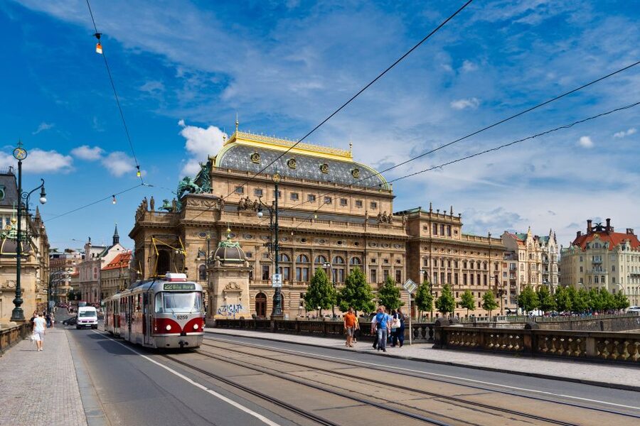 Walking tour of Prague in French : Nové Město - Price and what $27 really buys you in 2.5 hours