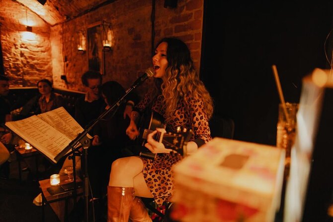 Wednesday Night Live Music and Cocktails Ticket in Kontakt Bar - Music at 10:30 pm, how to get the best seat without stress