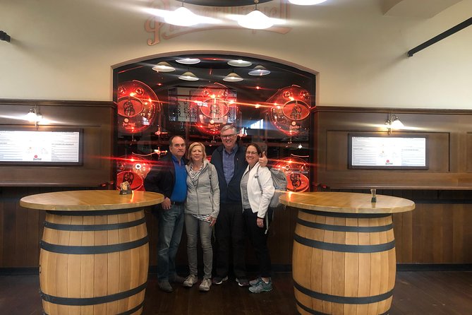 WINE, FOOD & BEER TOUR from Prague to PILSEN - The biggest value: guidance that makes tasting make sense