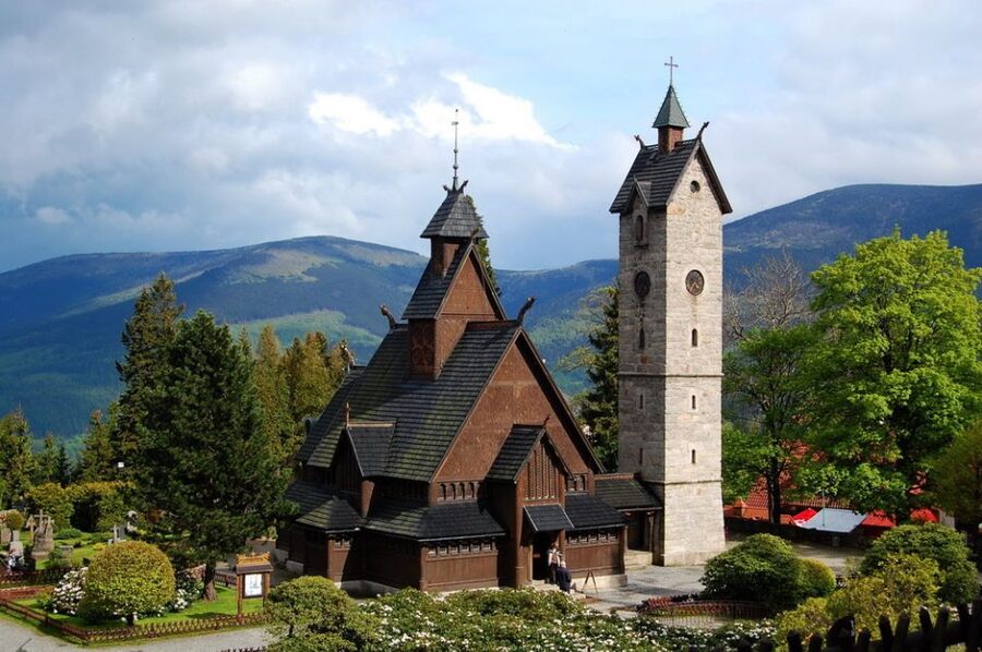 Wroclaw: Giant Mountains & Valley of Palaces Day Tour - Vang Stave Church: a wooden church with Nordic Romanesque roots