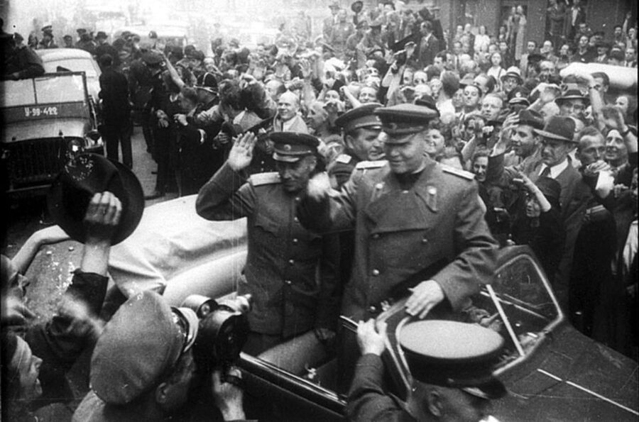 WWII and Communism History in Prague's Old Town Private Tour - Key highlights you will not forget