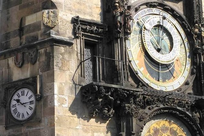 Your own guide for Old Town Highlights and Secrets Tour - Staromestske Namesti: Learning the Square Beyond Postcards